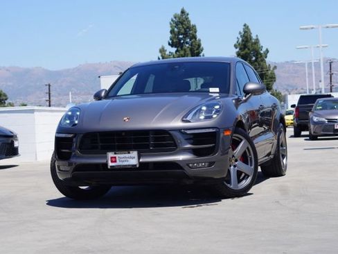 Used 2018 Porsche Macan GTS AWD/4WD image 3