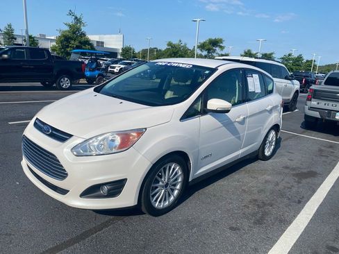 Used 2015 Ford C-MAX SEL w/ Equipment Group 302A FWD image 3