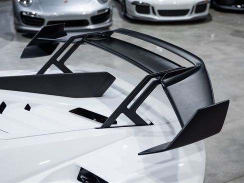 Used 2022 Lamborghini Huracan STO RWD image 66