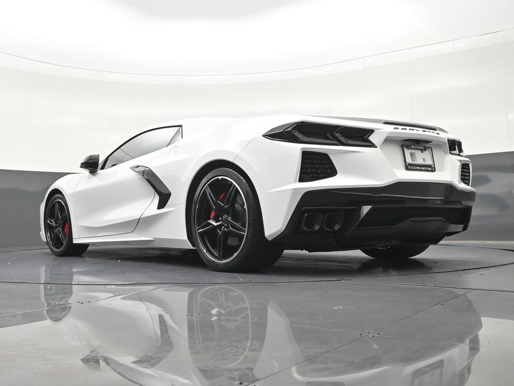 Used 2024 Chevrolet Corvette Stingray Preferred Conv w/ Stealth Interior Trim Package RWD image 25