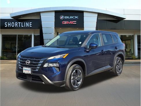 Used 2025 Nissan Rogue SV AWD/4WD image 7