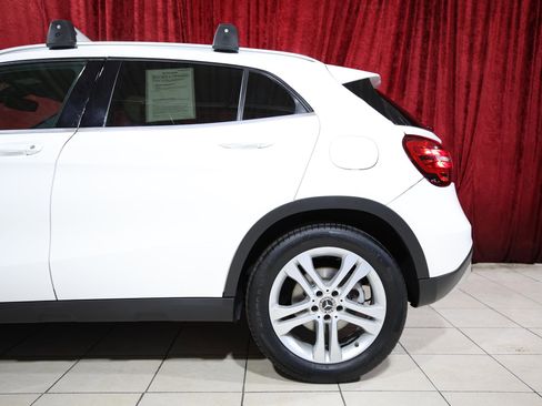 Used 2019 Mercedes-Benz GLA 250 image 6