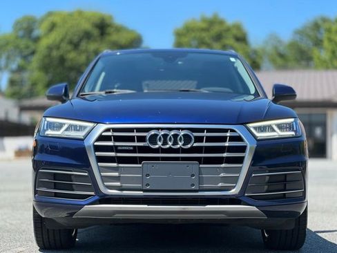 Used 2018 Audi Q5 2.0T Premium Plus w/ Premium Plus Package AWD/4WD image 2