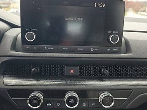 Used 2024 Honda CR-V LX image 26