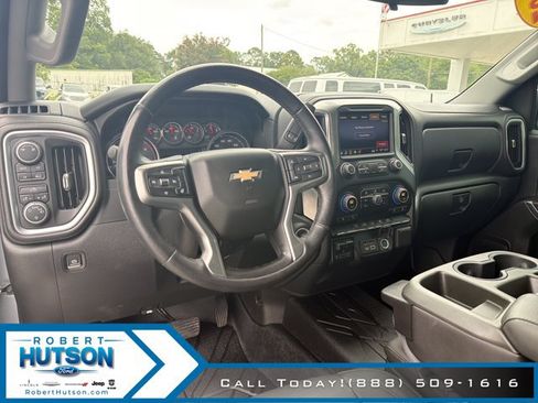Used 2019 Chevrolet Silverado 1500 LT w/ All-Star Edition AWD/4WD image 17
