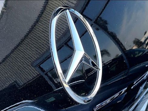 Used 2018 Mercedes-Benz GLS 550 4MATIC image 30