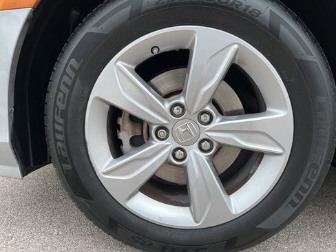 Used 2019 Honda Odyssey EX-L image 12