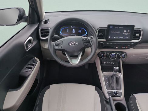 New 2026 Hyundai Venue SEL FWD image 15