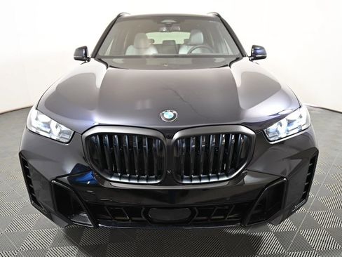 New 2026 BMW X5 xDrive40i w/ M Sport Package image 3