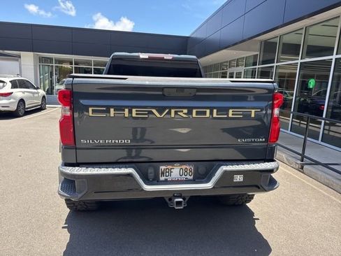 Used 2020 Chevrolet Silverado 1500 Custom Trail Boss w/ Custom Convenience Package AWD/4WD image 7