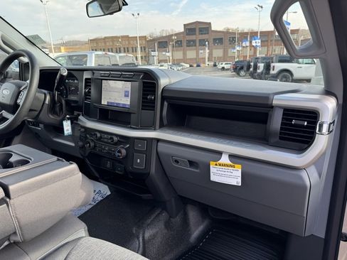 New 2024 Ford F350 XL w/ 360-Degree Camera Package image 15