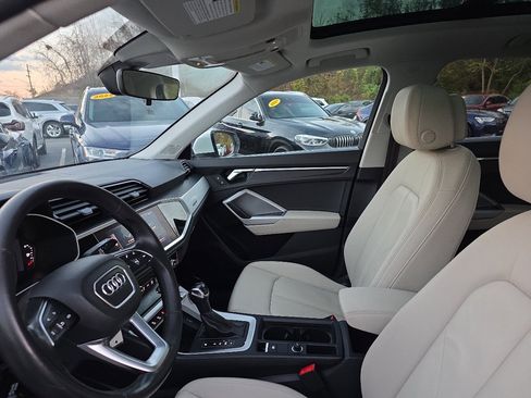 Used 2021 Audi Q3 2.0T Premium image 27