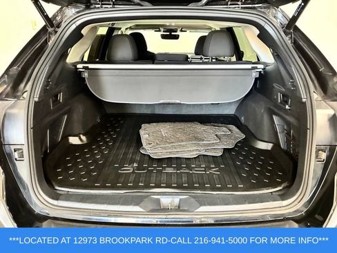 Used 2024 Subaru Outback Premium AWD/4WD image 17