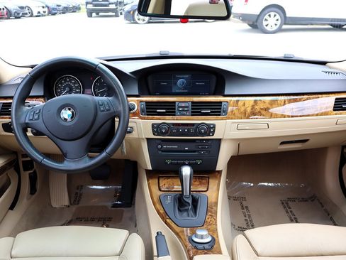 Used 2006 BMW 325xi Sedan AWD/4WD image 12