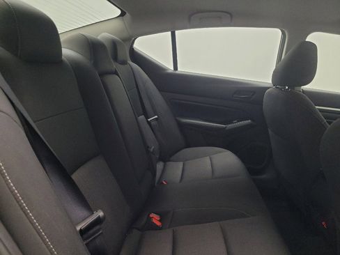 Used 2023 Nissan Altima 2.5 SV image 19