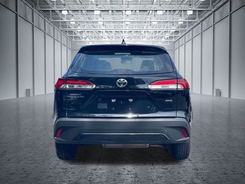 Used 2024 Toyota Corolla Cross L AWD/4WD image 9