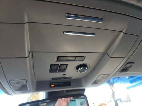 Used 2019 Chevrolet Tahoe LT image 22