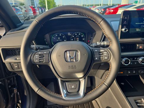 Used 2026 Honda CR-V TrailSport image 18
