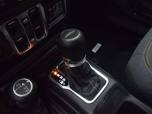 New 2026 Jeep Gladiator Sport image 27