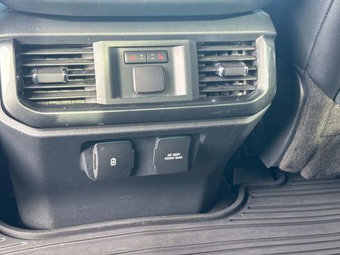 Used 2022 Ford F150 Lariat w/ Equipment Group 502A High image 20