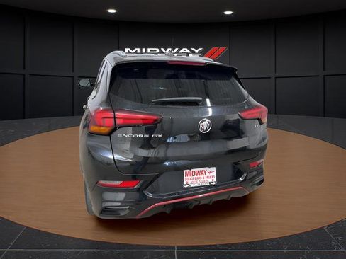 Used 2022 Buick Encore GX Preferred w/ Sport Touring Package FWD image 6
