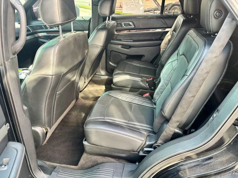 Used 2016 Ford Explorer Platinum AWD/4WD image 14
