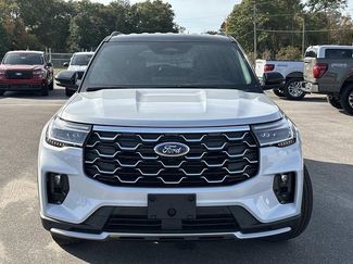 New 2026 Ford Explorer Platinum video 2