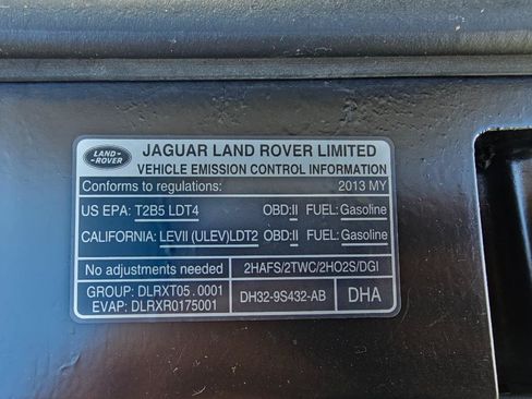 Used 2013 Land Rover LR4 HSE LUX AWD/4WD image 30