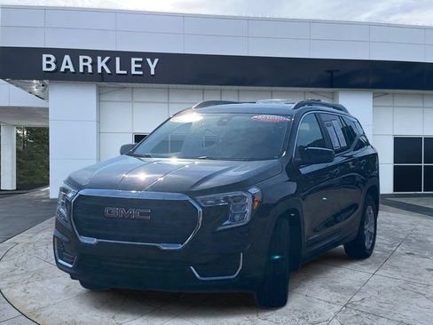 Certified 2024 GMC Terrain SLE w/ Driver Convenience Package FWD image 6