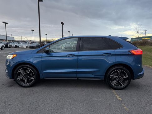Used 2019 Ford Edge ST w/ Convenience Package image 3