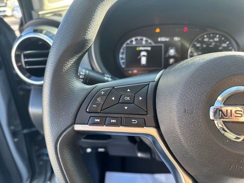 Used 2021 Nissan Kicks SV FWD image 15