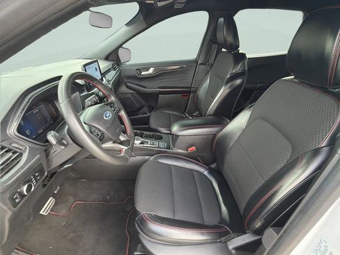 Used 2023 Ford Escape ST-Line w/ Equipment Group 301A FWD image 16