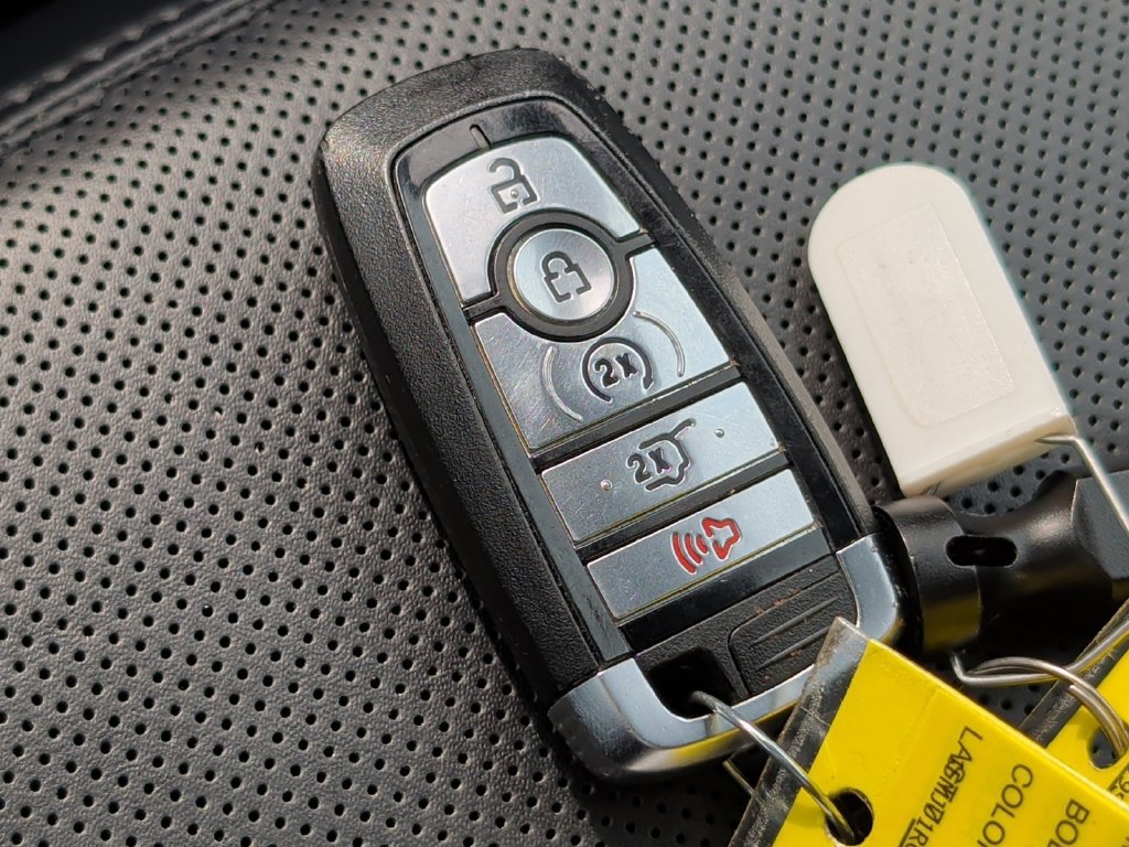 Used 2025 Ford Expedition Tremor AWD/4WD image 39