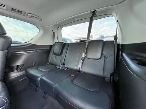 Used 2017 INFINITI QX80 4WD w/ Driver Assistance Package image 27