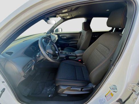 Certified 2024 Honda HR-V Sport image 18