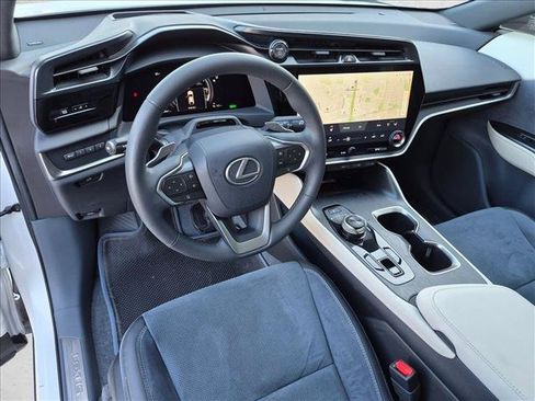 Used 2023 Lexus RZ 450e Premium w/ Accessory Package (Z1) AWD/4WD image 10