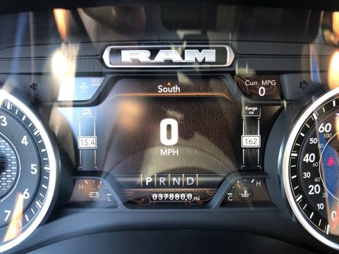 Used 2023 RAM 1500 Big Horn AWD/4WD image 34