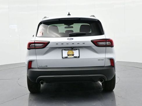 Used 2025 Ford Escape ST-Line image 7