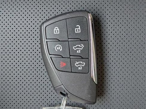 New 2025 GMC Hummer EV 2X image 36