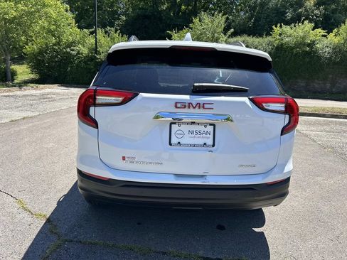 Used 2024 GMC Terrain SLE w/ Driver Convenience Package AWD/4WD image 6