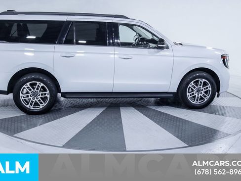Used 2025 Ford Expedition Max Active AWD/4WD image 11