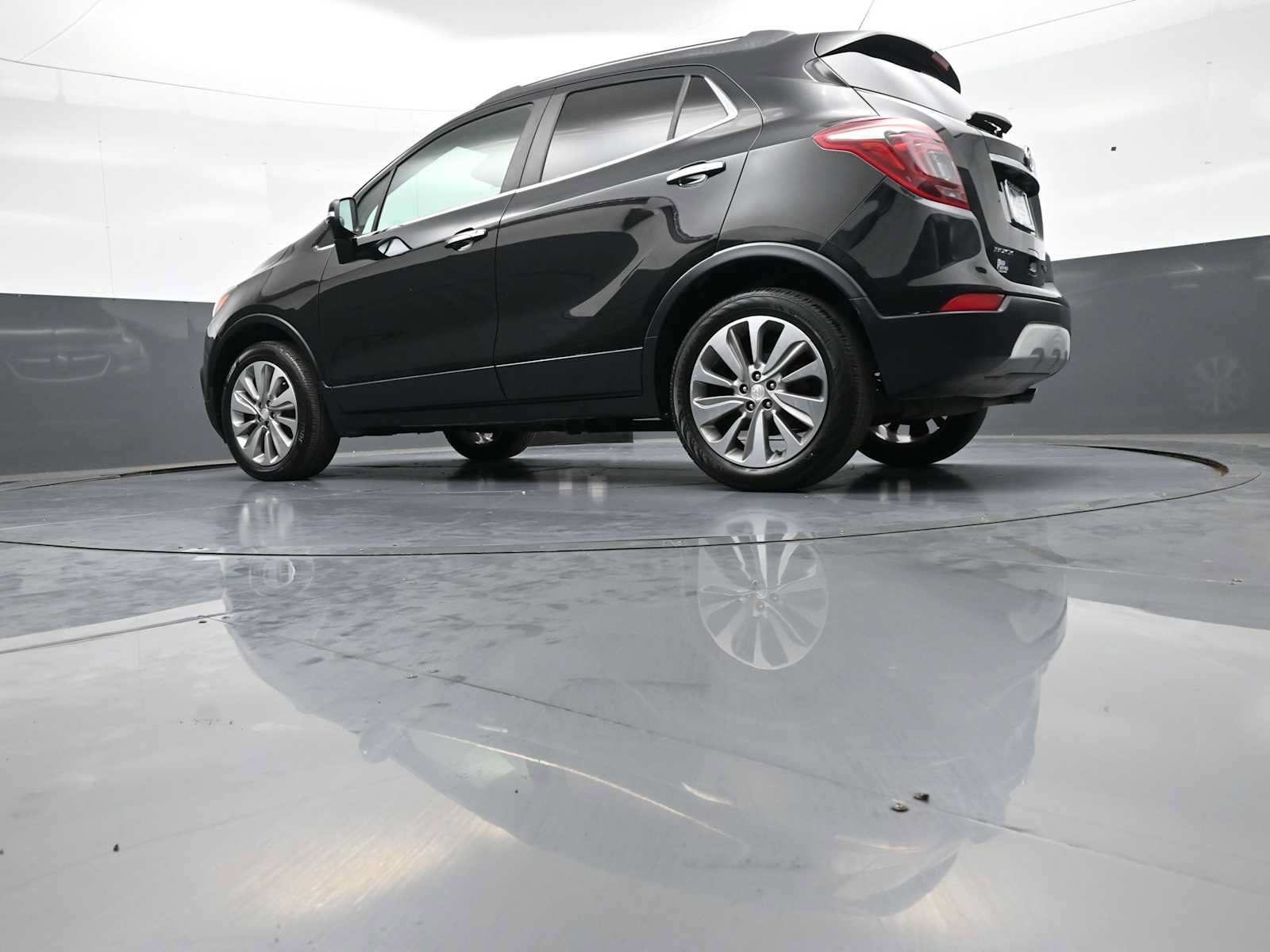 Used 2017 Buick Encore Preferred FWD image 30