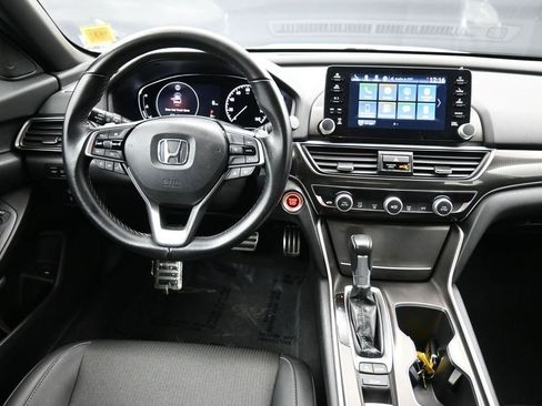 Used 2022 Honda Accord Sport image 19