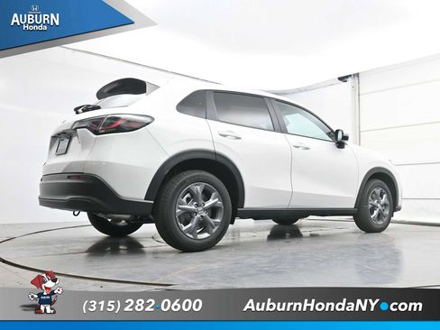 New 2026 Honda HR-V LX image 22