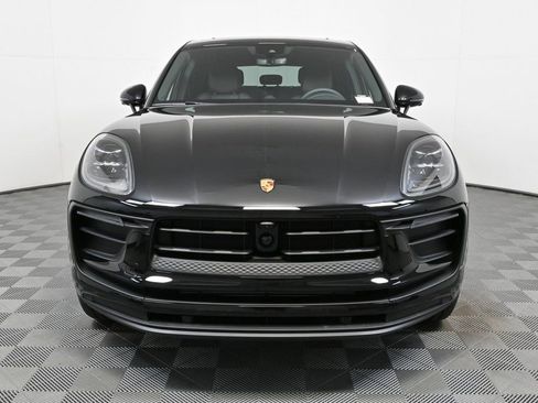 Certified 2026 Porsche Macan AWD/4WD image 23