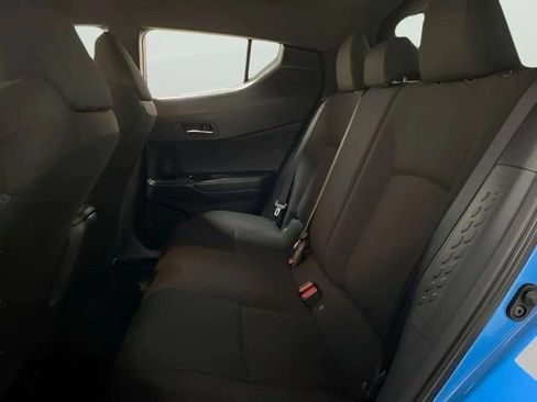 Used 2019 Toyota C-HR XLE FWD image 59