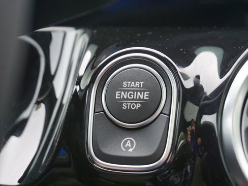 Certified 2026 Mercedes-Benz GLA 250 image 32