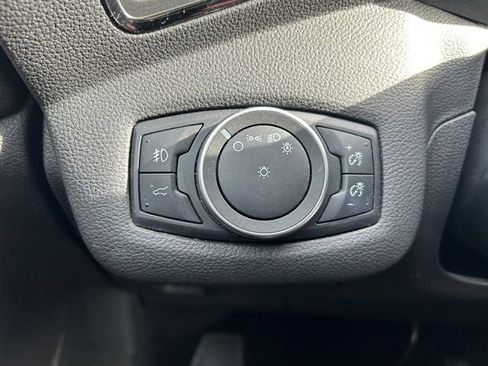 Used 2017 Ford Escape Titanium image 19