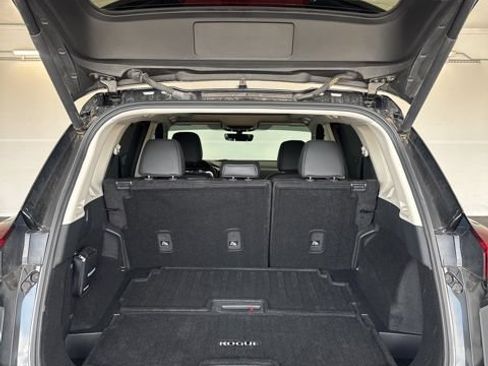 Certified 2024 Nissan Rogue SL w/ SL Premium Package FWD image 32