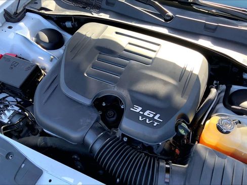 Used 2022 Dodge Charger SXT RWD image 33
